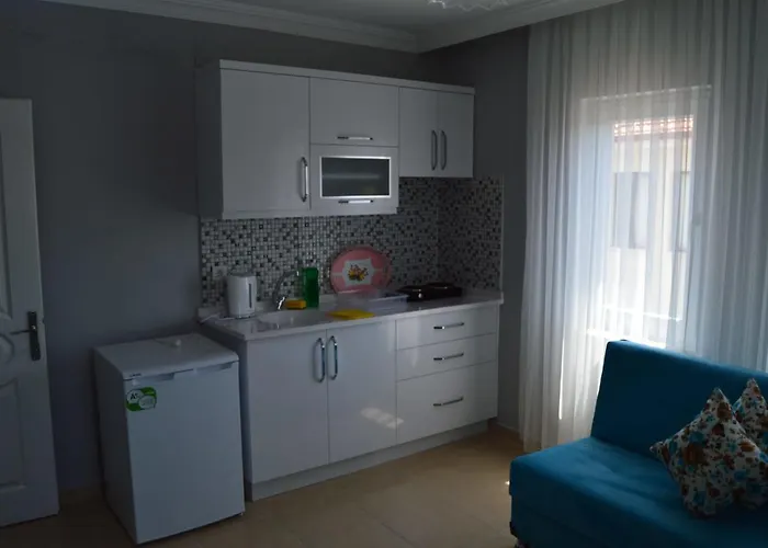 Erken Apartment *